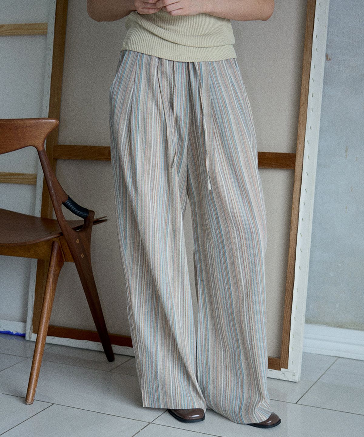 위에버(WEEVER) Breeze stripe wide pants  beige