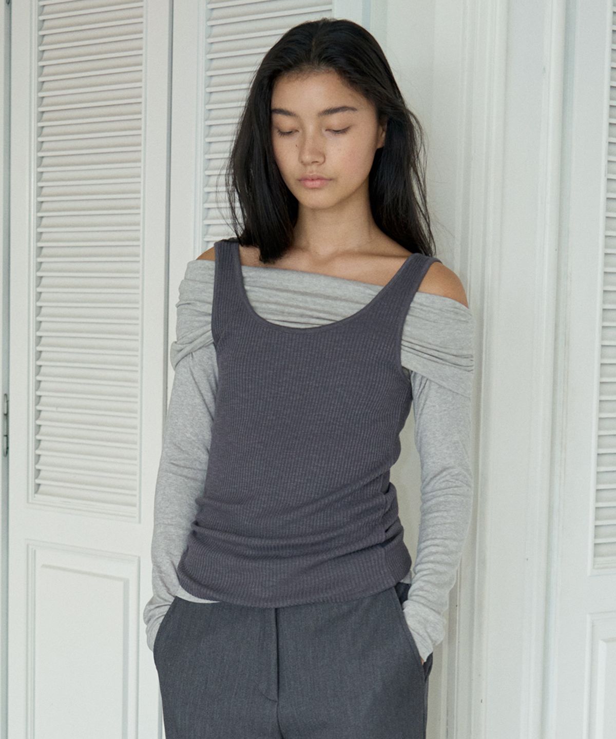 위에버(WEEVER) Wool Ribbed Sprint Sleeveless ardo charcoal