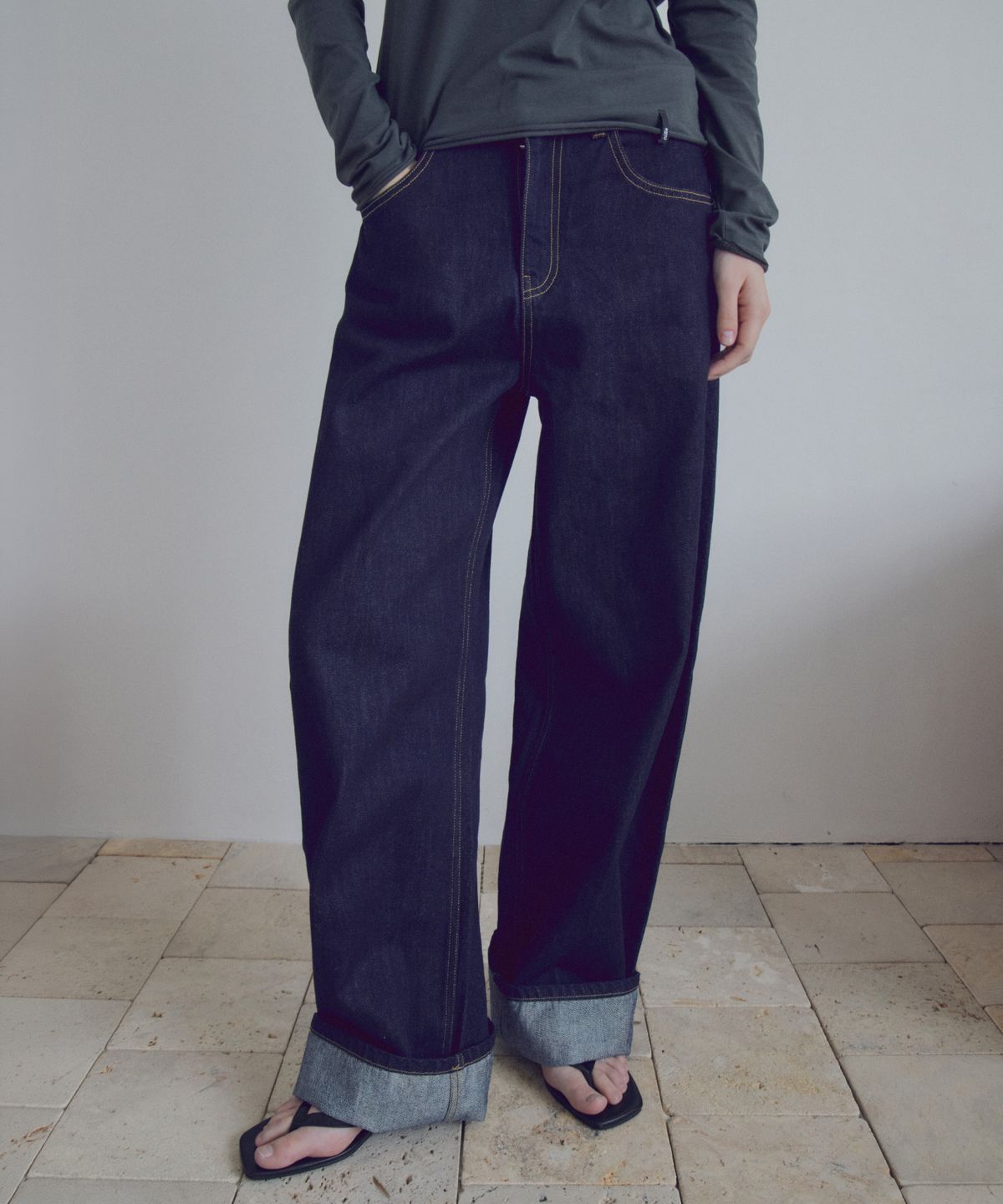 씨타(CITTA) Roll-Up Barrel Denim Pants_CTD434(Indigo)