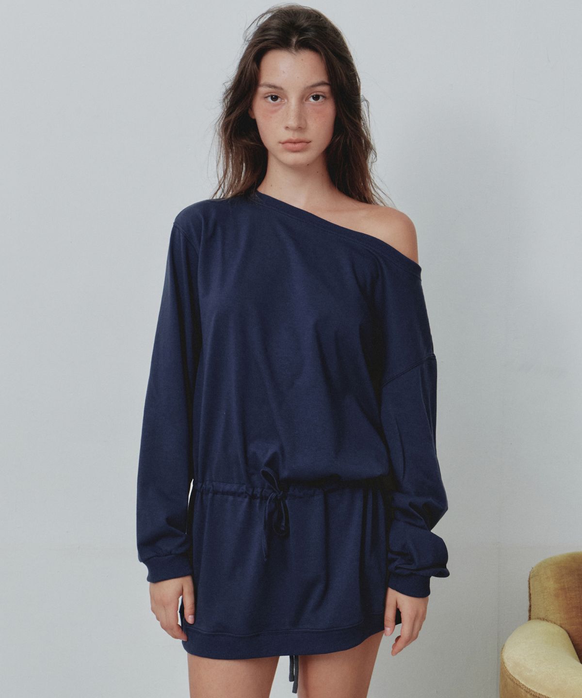 씨타(CITTA) Off-Shoulder Drawstring Mini Dress_CTOP721(Navy)