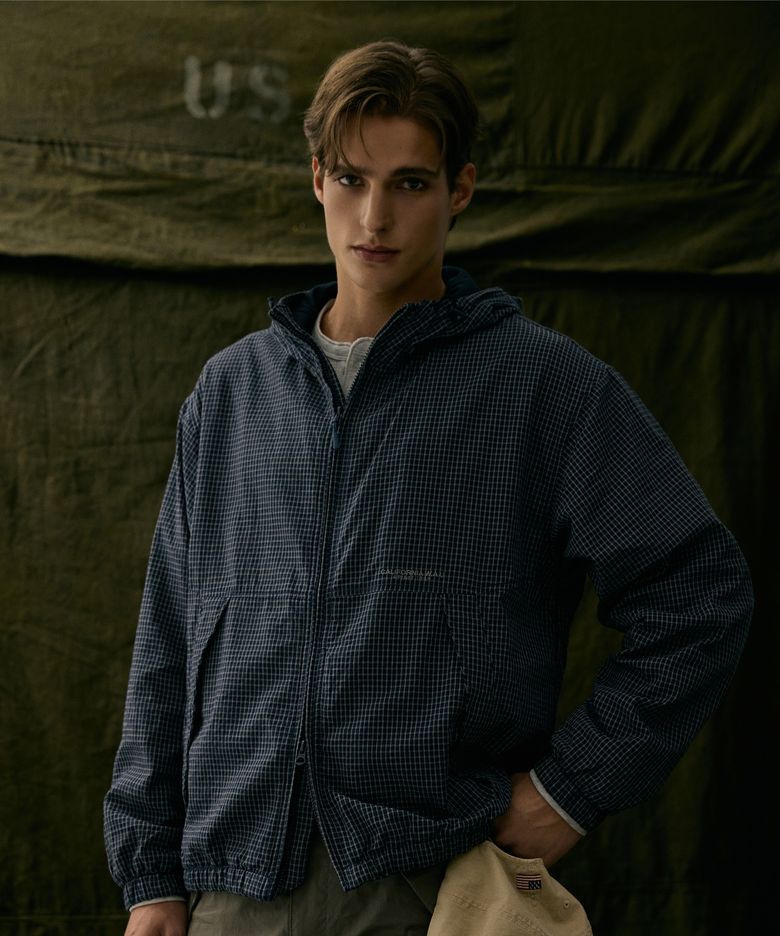 Hooded Windbreaker / WHJJG4993U