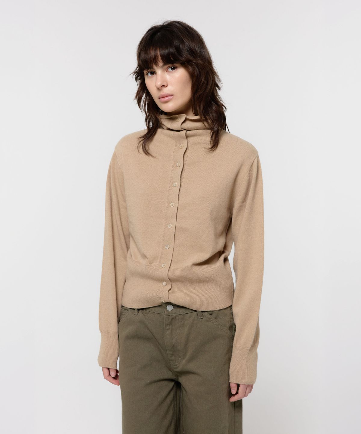 지비에이치 어패럴(GBH APPAREL) MERINO WOOL HIGH-NECK CARDIGAN / BEIGE