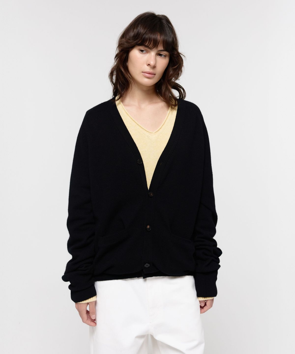 지비에이치 어패럴(GBH APPAREL) MERINO WOOL LOOSE CARDIGAN / BLACK