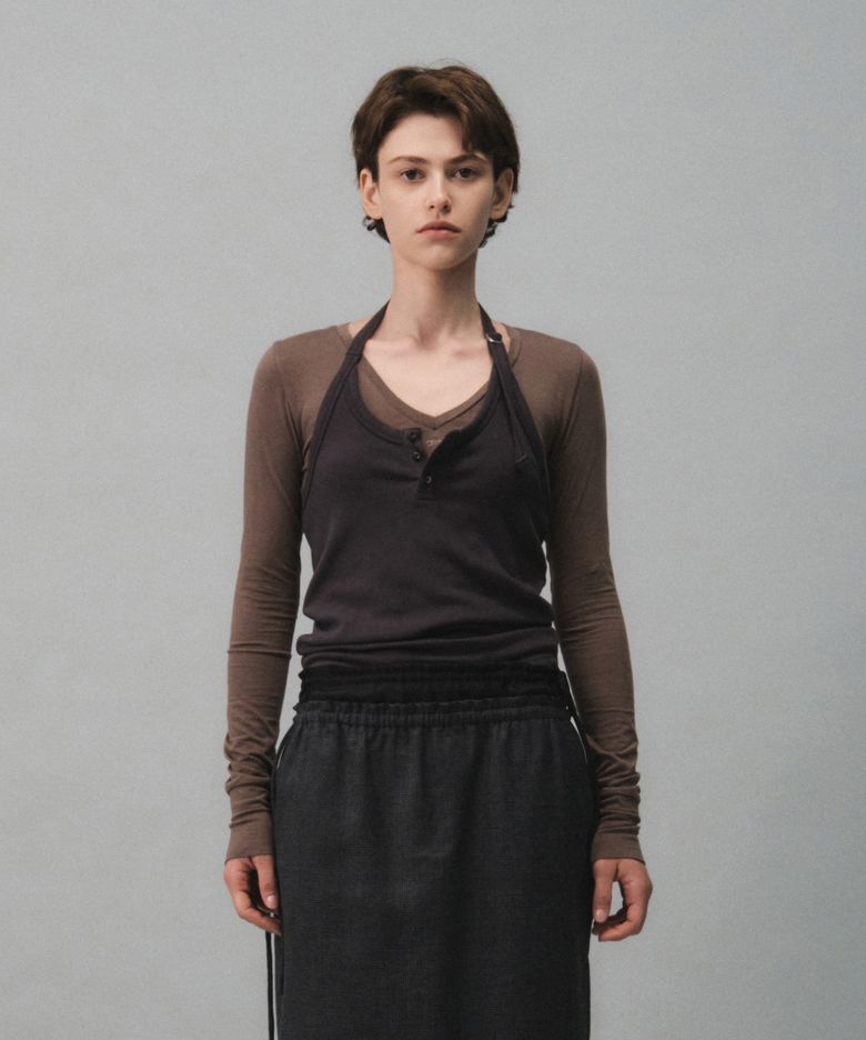 ROSY V-NECK SLEEVE (BROWN)