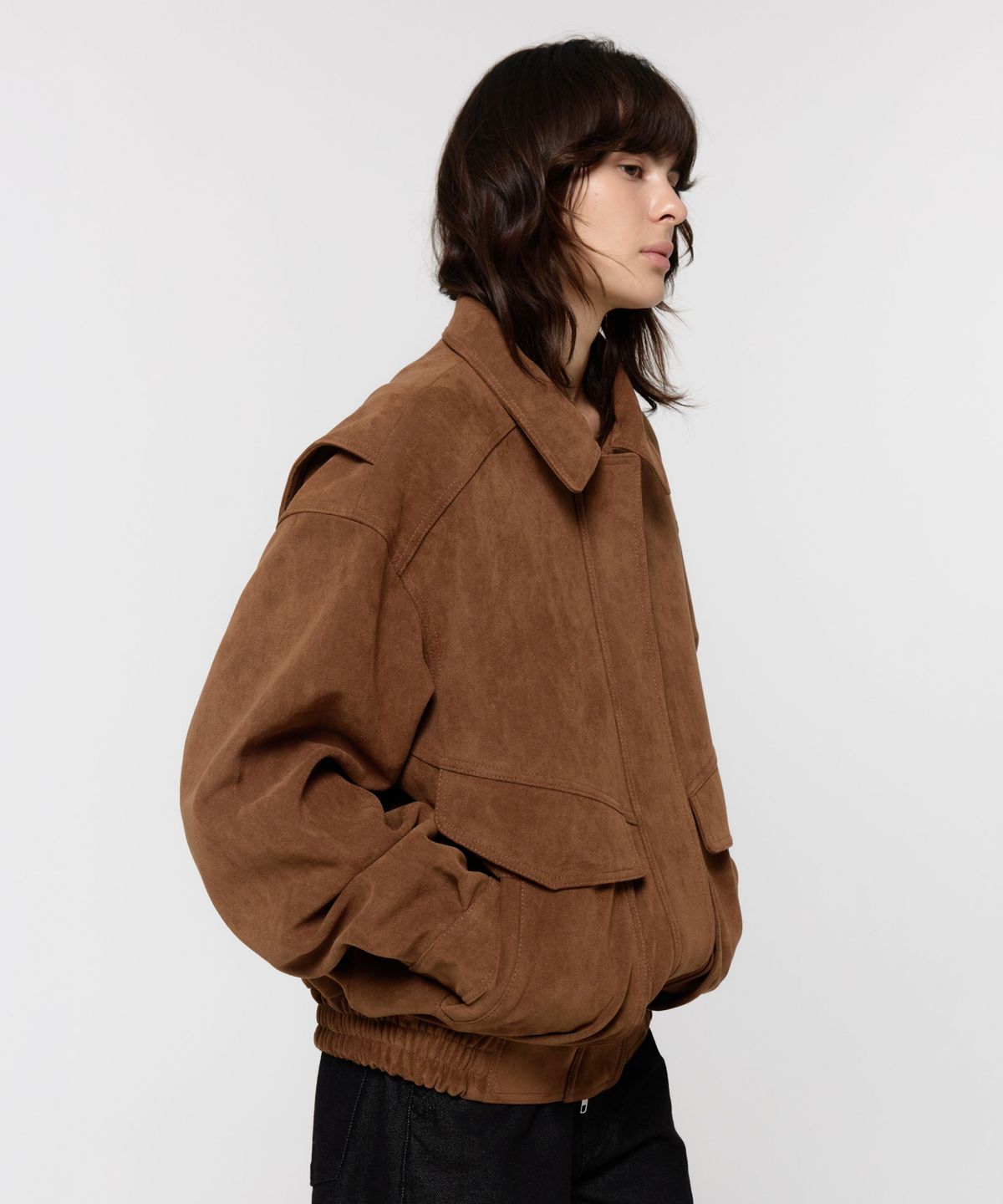 지비에이치 어패럴(GBH APPAREL) FAUX SUEDE BOMBER / BROWN