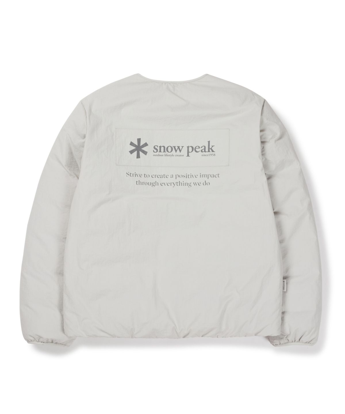 스노우피크 어패럴(SNOWPEAK APPAREL) 랜드 우븐 패치 경량 다운 자켓 (S26WMGDJ62) Stone Gray