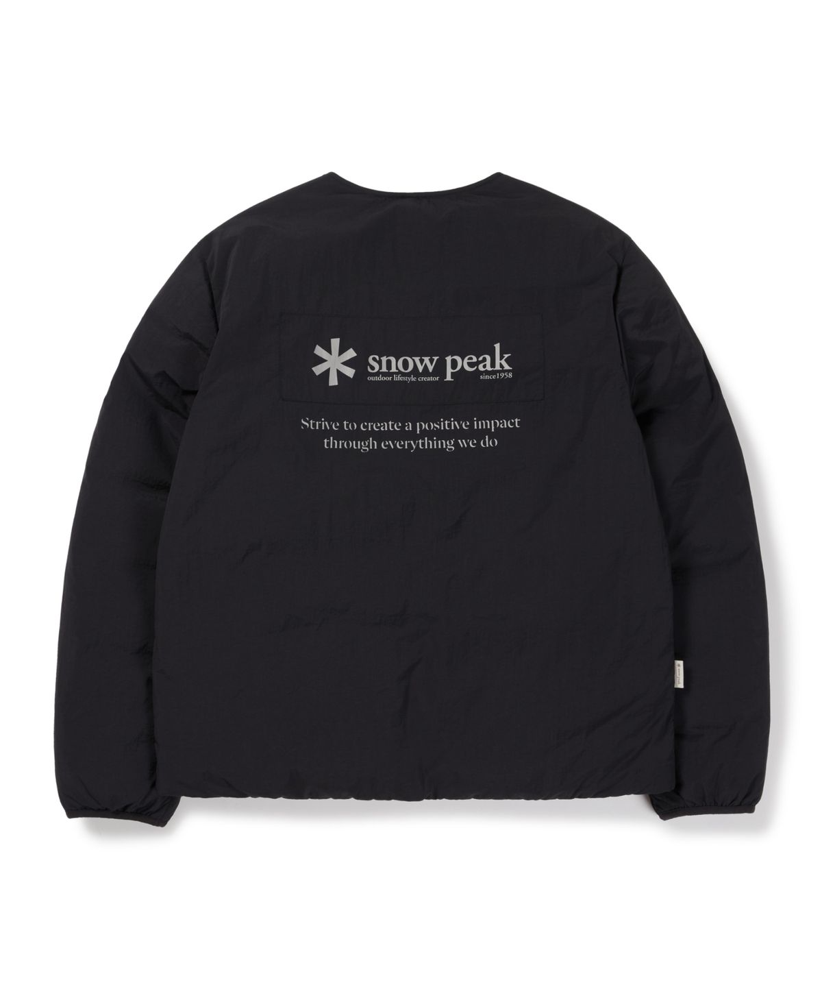 스노우피크 어패럴(SNOWPEAK APPAREL) 랜드 우븐 패치 경량 다운 자켓 (S26WMGDJ62) Dark Charcoal