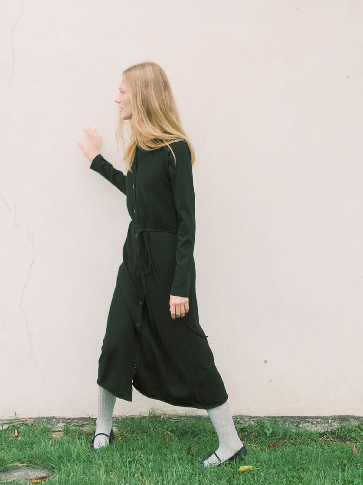 엘씨브이(LCVE) WOOL KNIT BUTTON LONG DRESS_BLACK