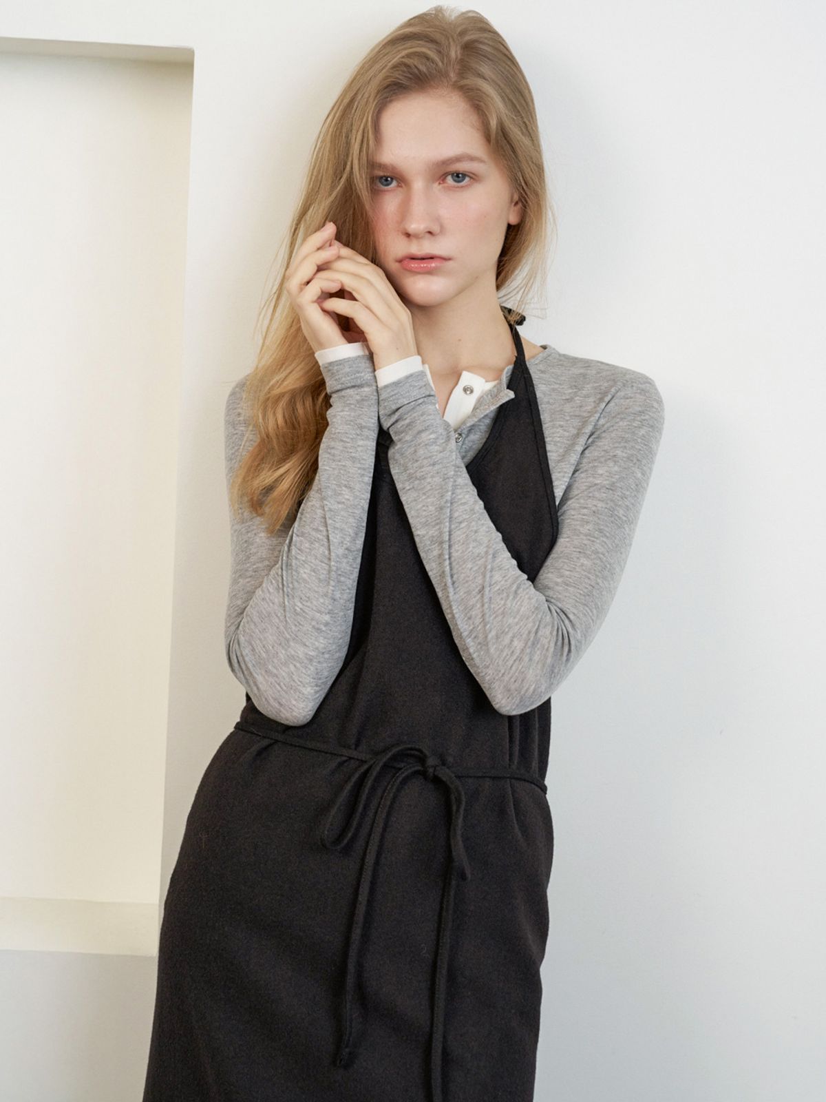 엘씨브이(LCVE) HALTER-NECK WRAP DRESS_BLACK