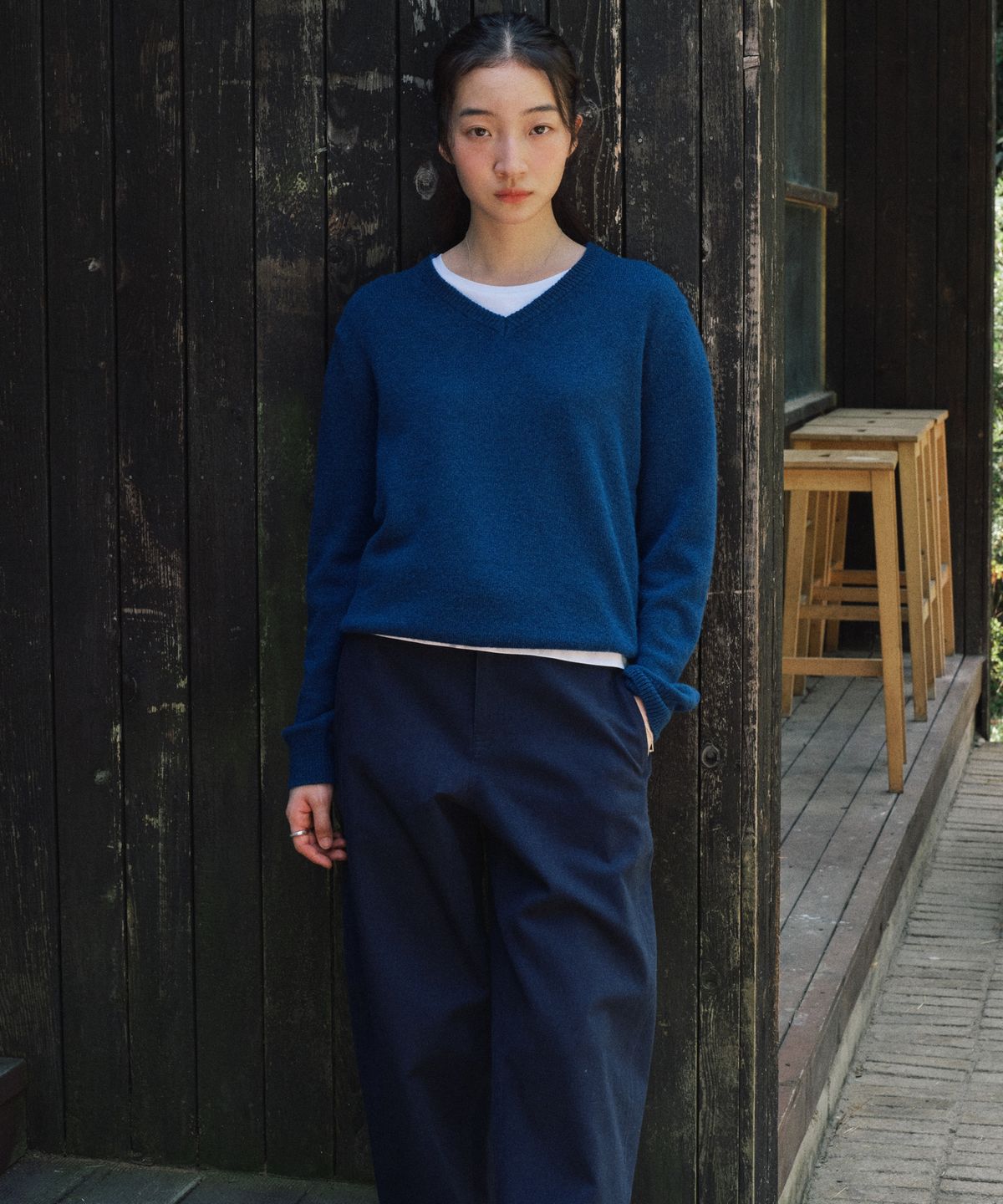 스텝어라운드(STEP AROUND) Cashmere Superfine Wool V-Neck Knit_BLUE