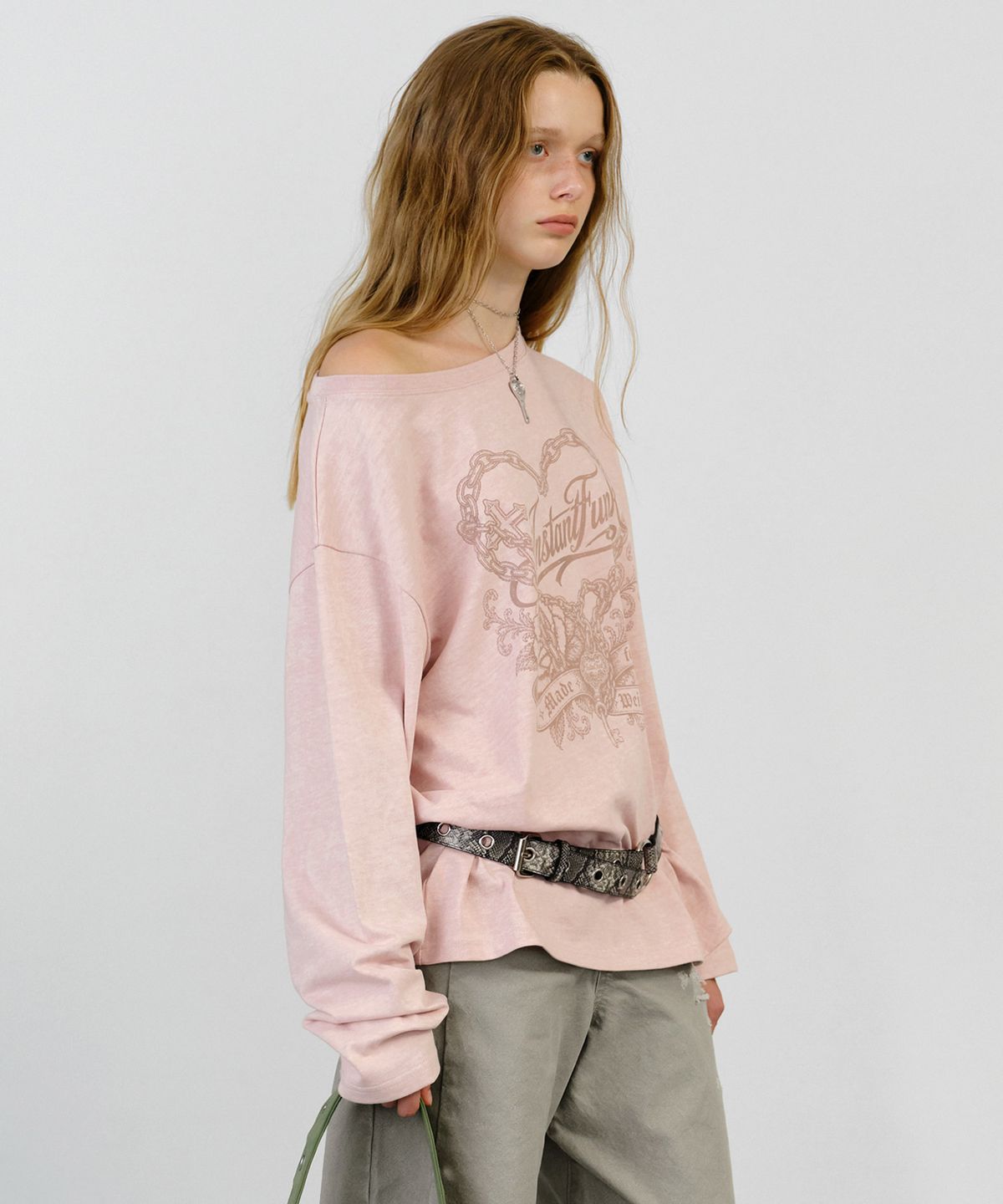 인스턴트펑크(INSTANTFUNK) OVERSIZED HEART GRAPHIC TEE - PINK