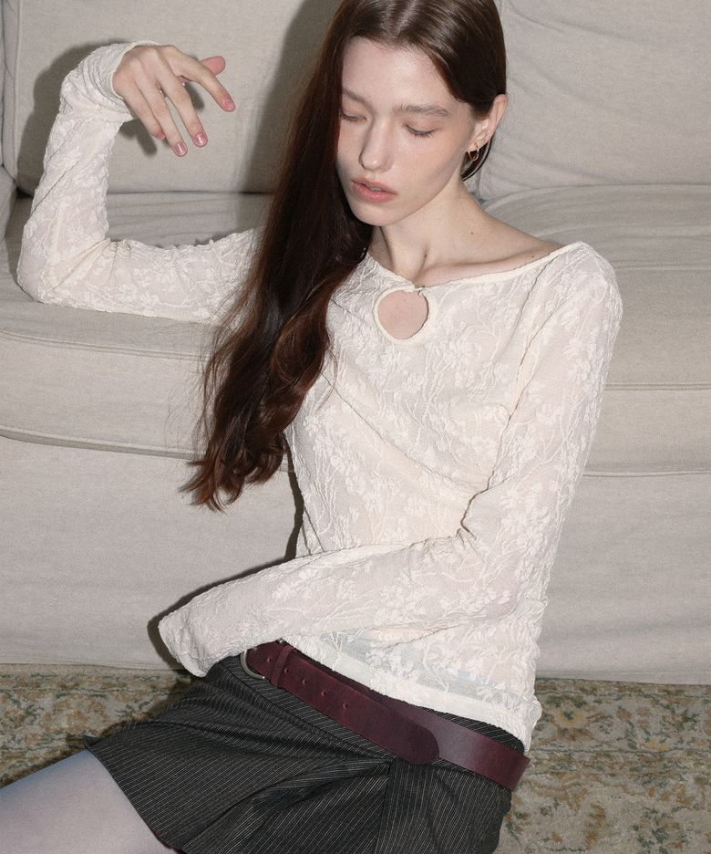 Floral Embroidered Keyhole Tee (Ivory)