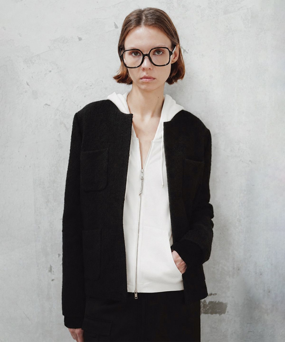 더룸(THELOOM) LINE ZIP HOODIE_WHITE