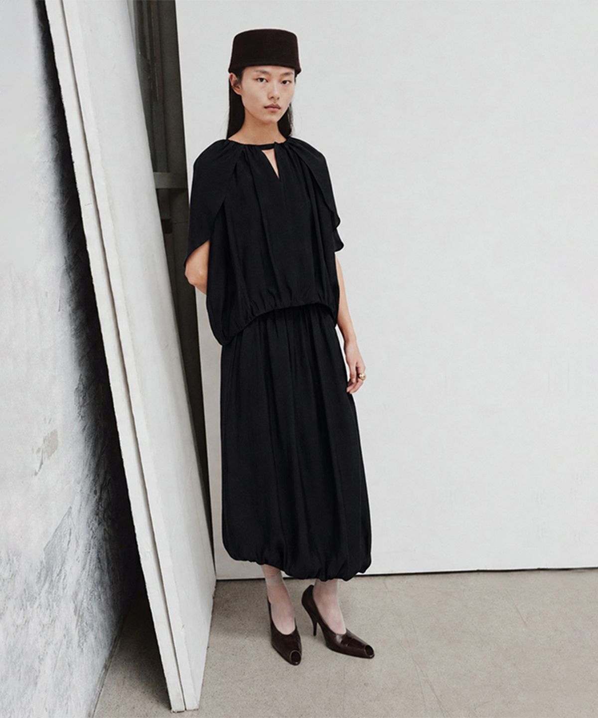 더룸(THELOOM) DRIFT WING BLOUSE_BLACK