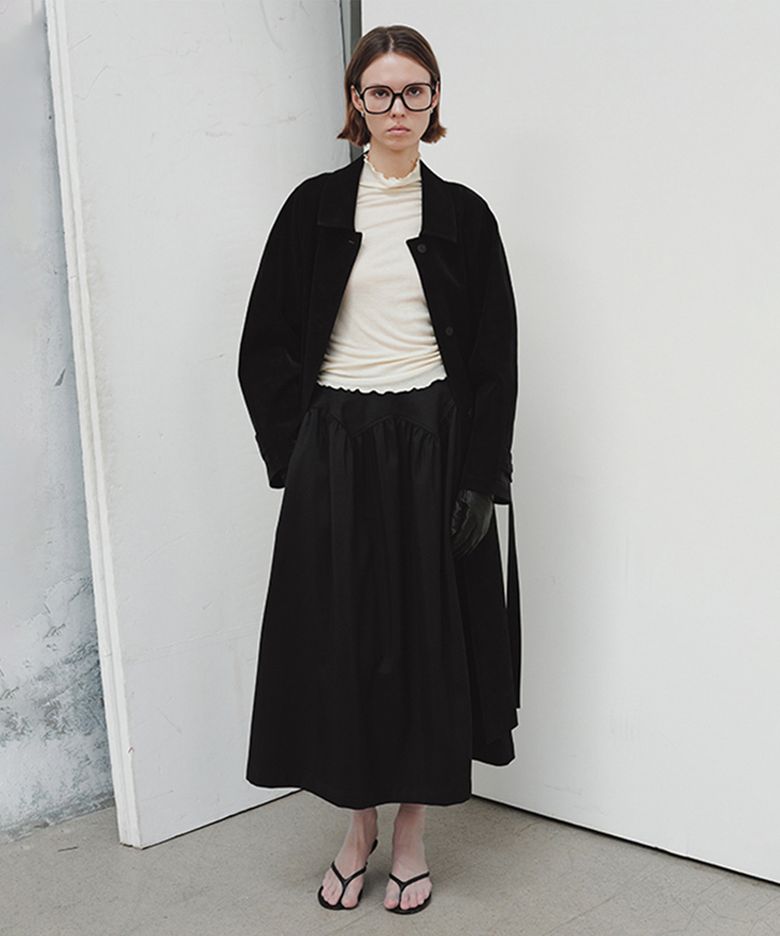 ARC-LINE FULL SKIRT_BLACK