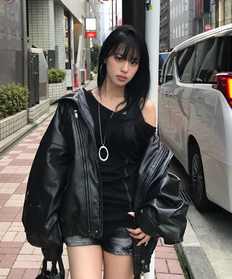 Panel Pocket Leather Bomber (Black)