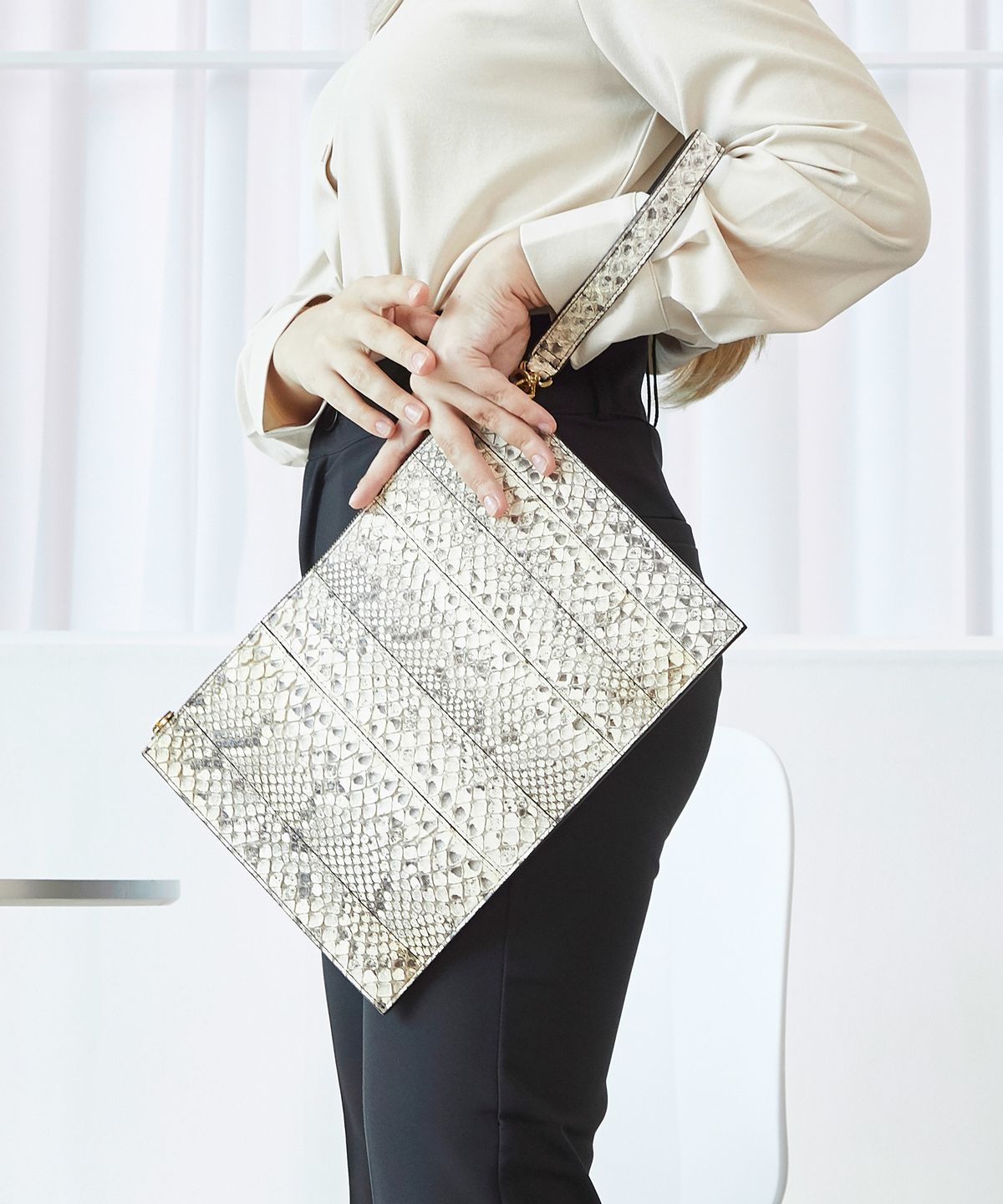 케이일일오(K115) Dio Clutch Bag (디오 클러치백)_Natural