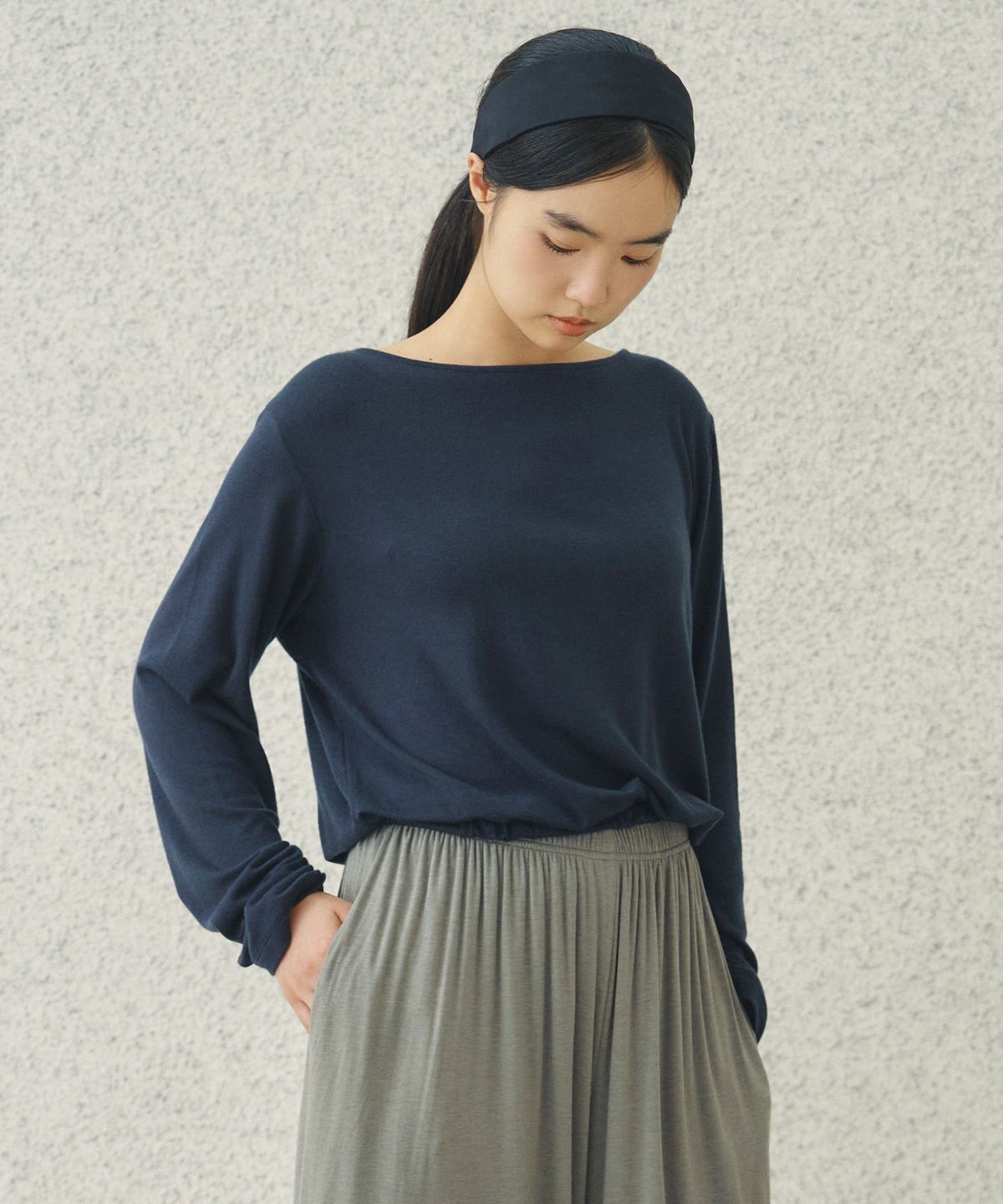 디그(DIGUE) pond banding TOP (NAVY)