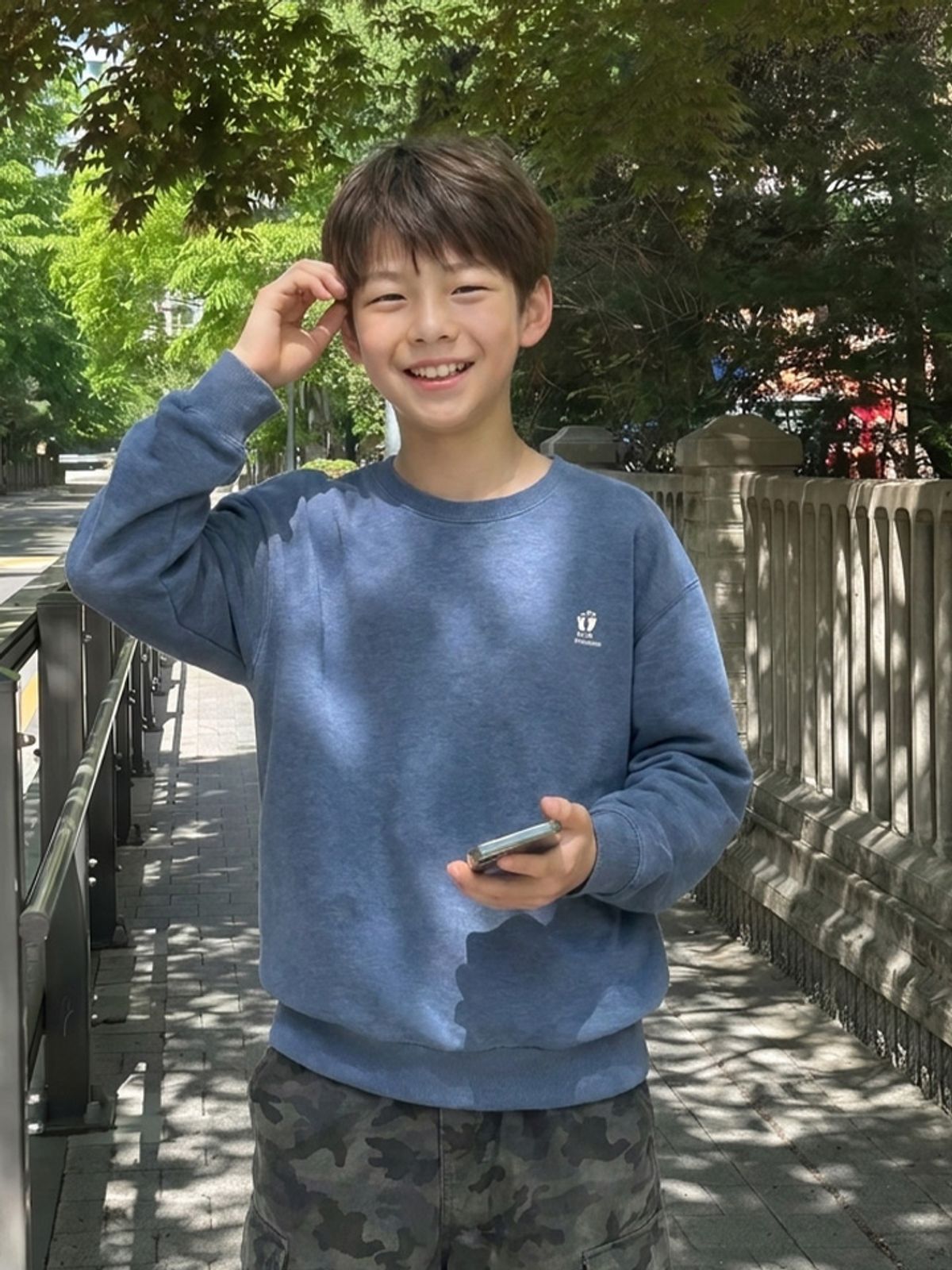 행텐 틴즈(HANGTEN TEENS) 틴즈 더블페이스 미니 심볼 프린트 맨투맨_247(14580-031-611-09)