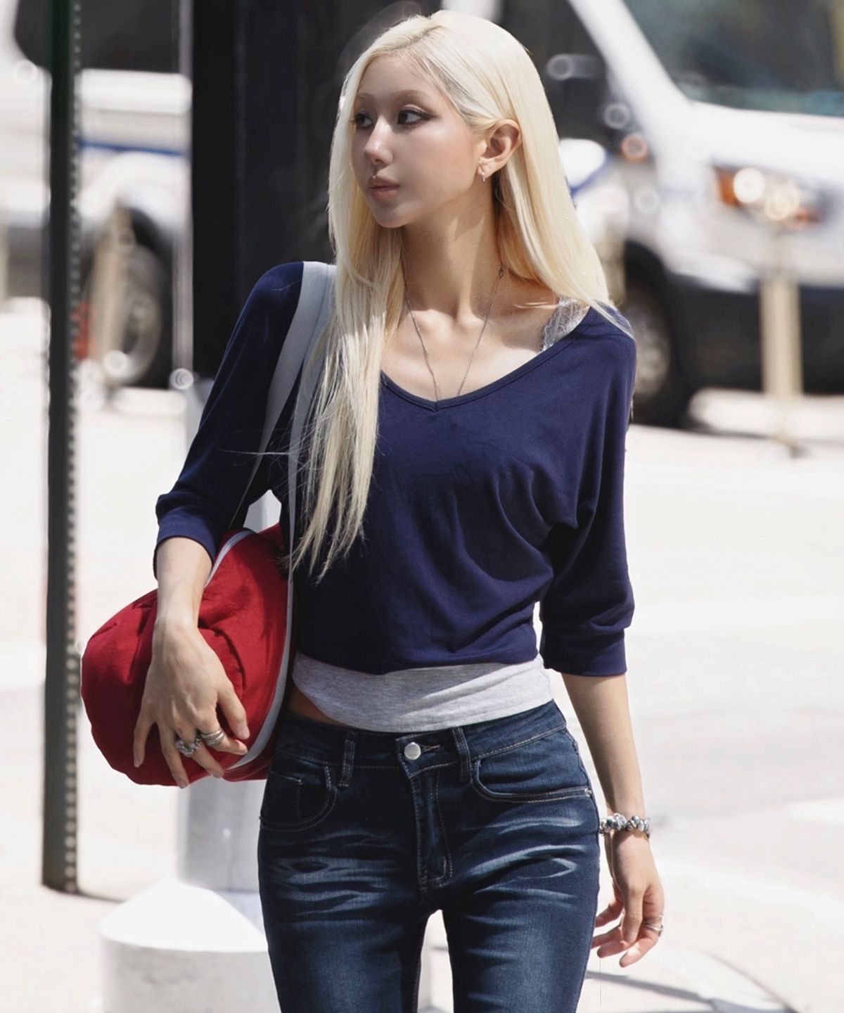 버진키스(VIRGINKISS) Lazy 3/4 sleeve t-shirt