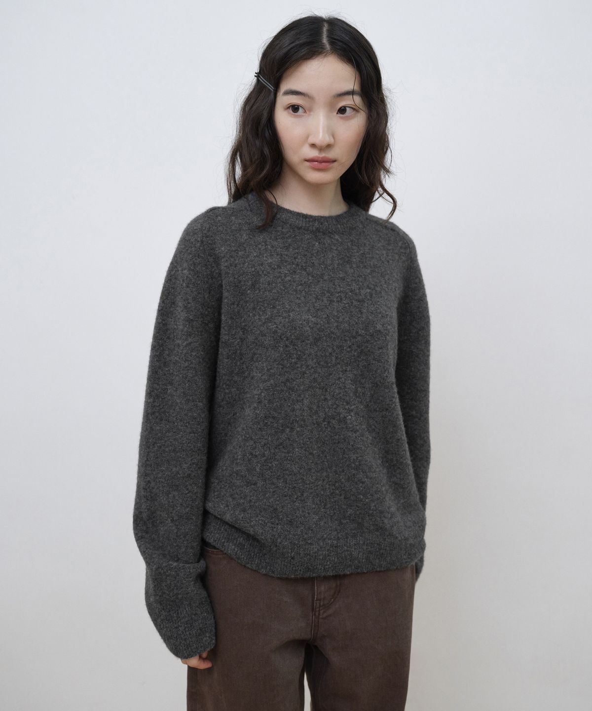 스텝어라운드(STEP AROUND) Double Back Yak Blend Knit_CHARCOAL