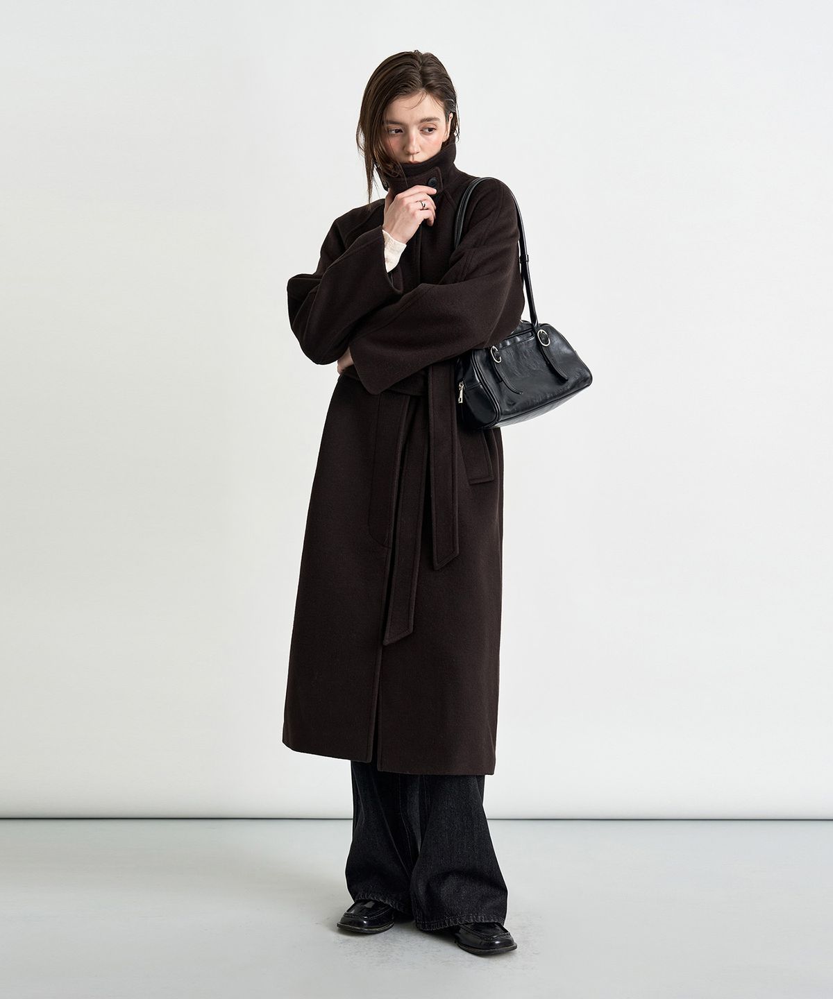 커스텀어클락 우먼(COSTUMEOCLOCK WOMAN) 벨티드 발마칸 롱 코트 브라운 COWCT001BROWN