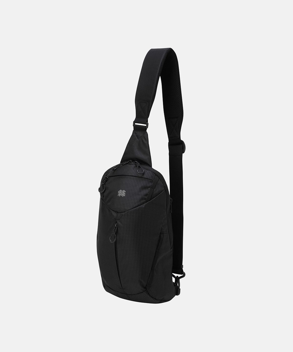 코오롱스포츠(KOLON SPORT) 하이킹 슬링백 QEBDX26211BLK