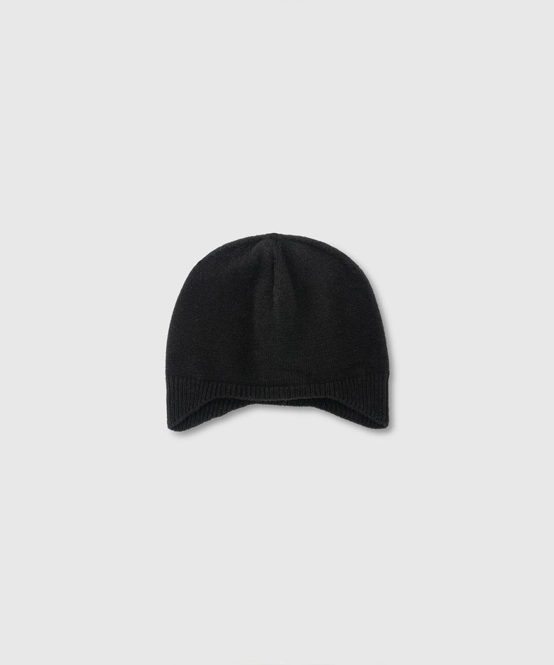 Earflap Beanie (Black)