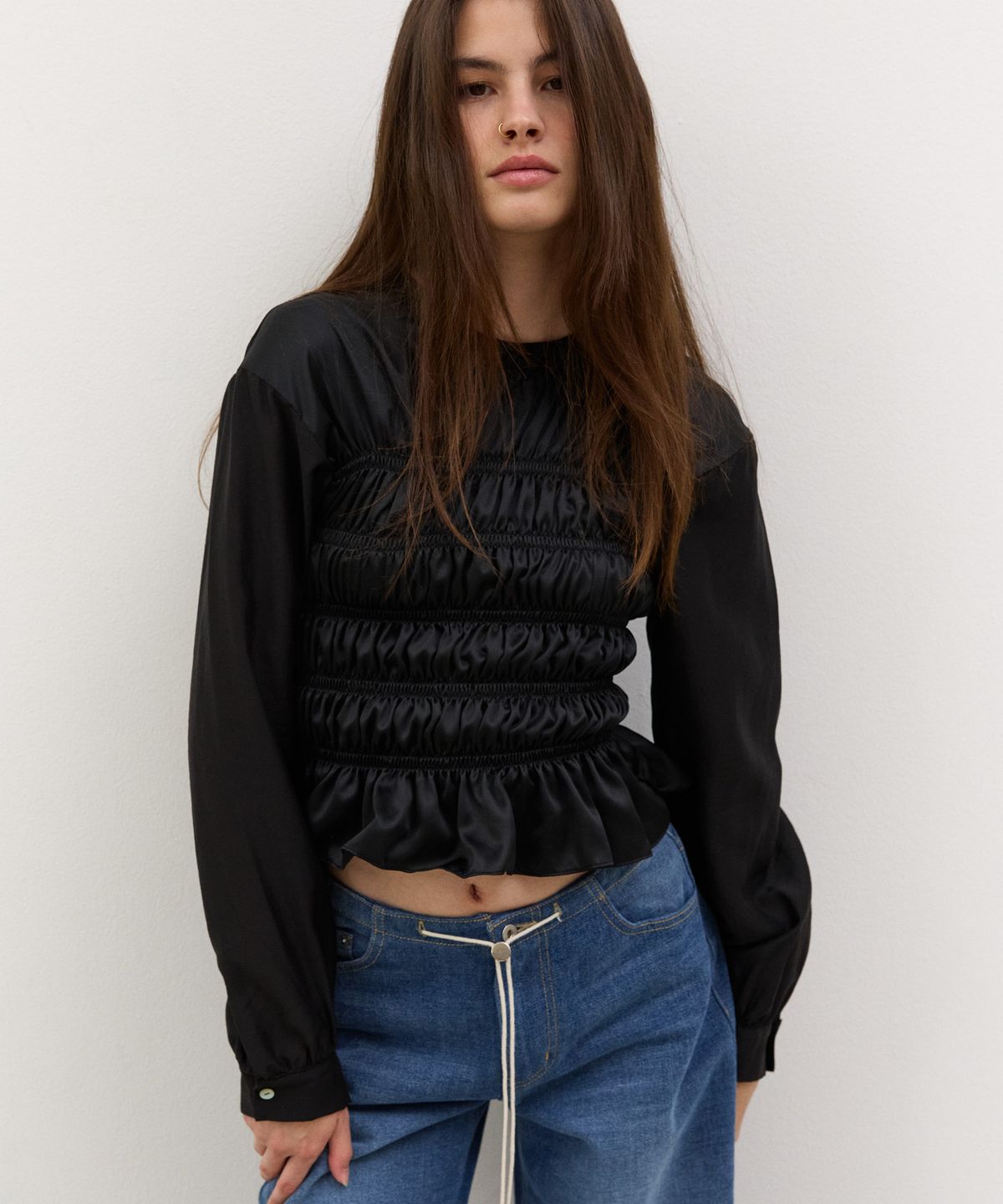 니히(NIEEH) Smocking blouse (Black)