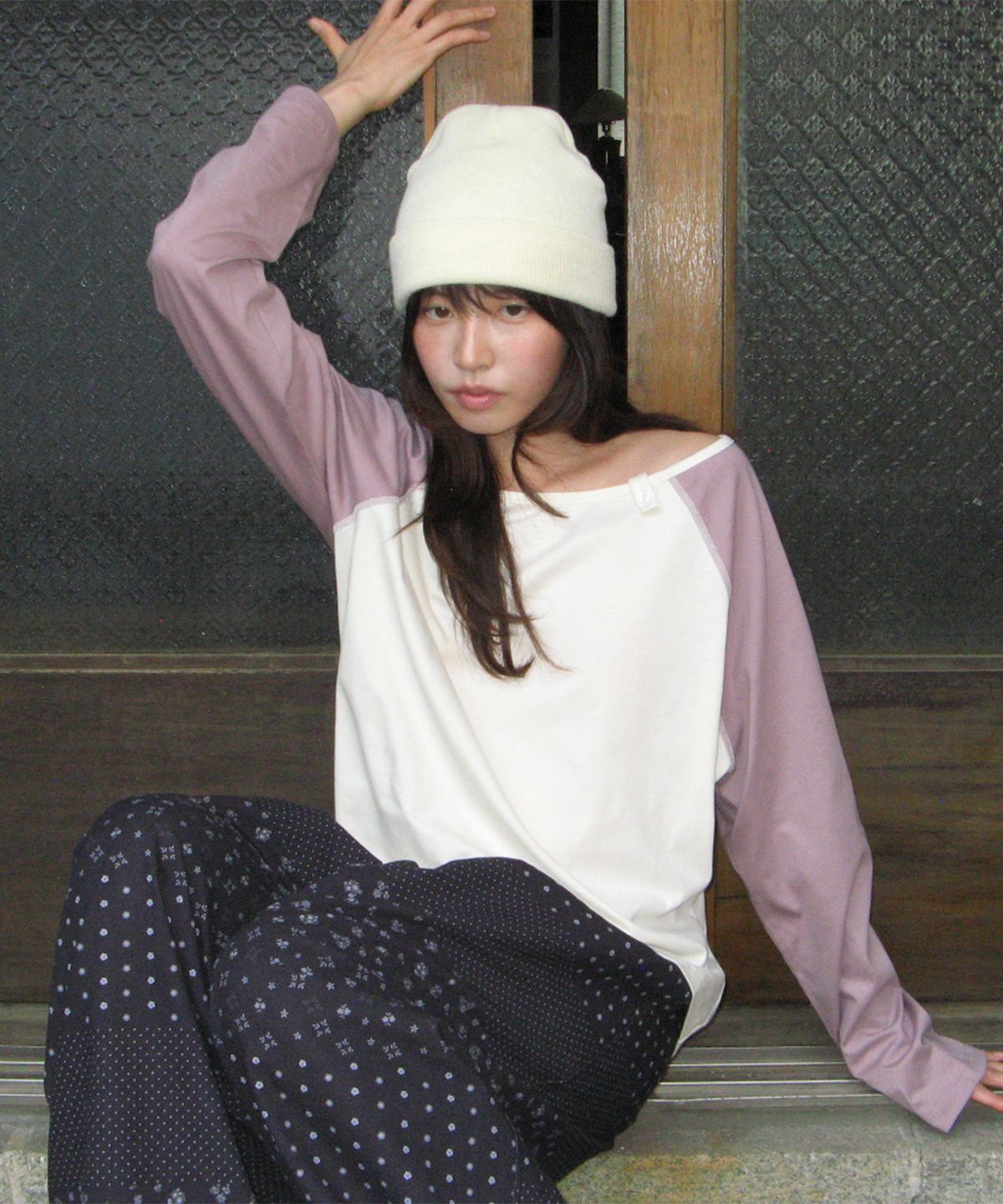 론론(RONRON) ROLL UP RAGLAN LONG SLEEVE LAVENDER