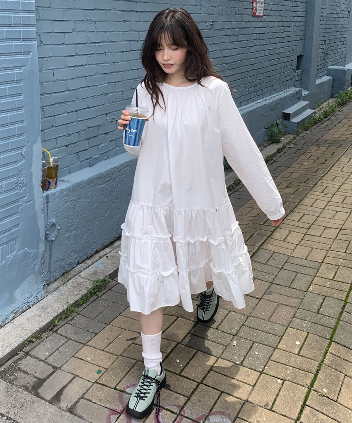 론론(RONRON) SHIRRING PUFF RUFFLE DRESS WHITE