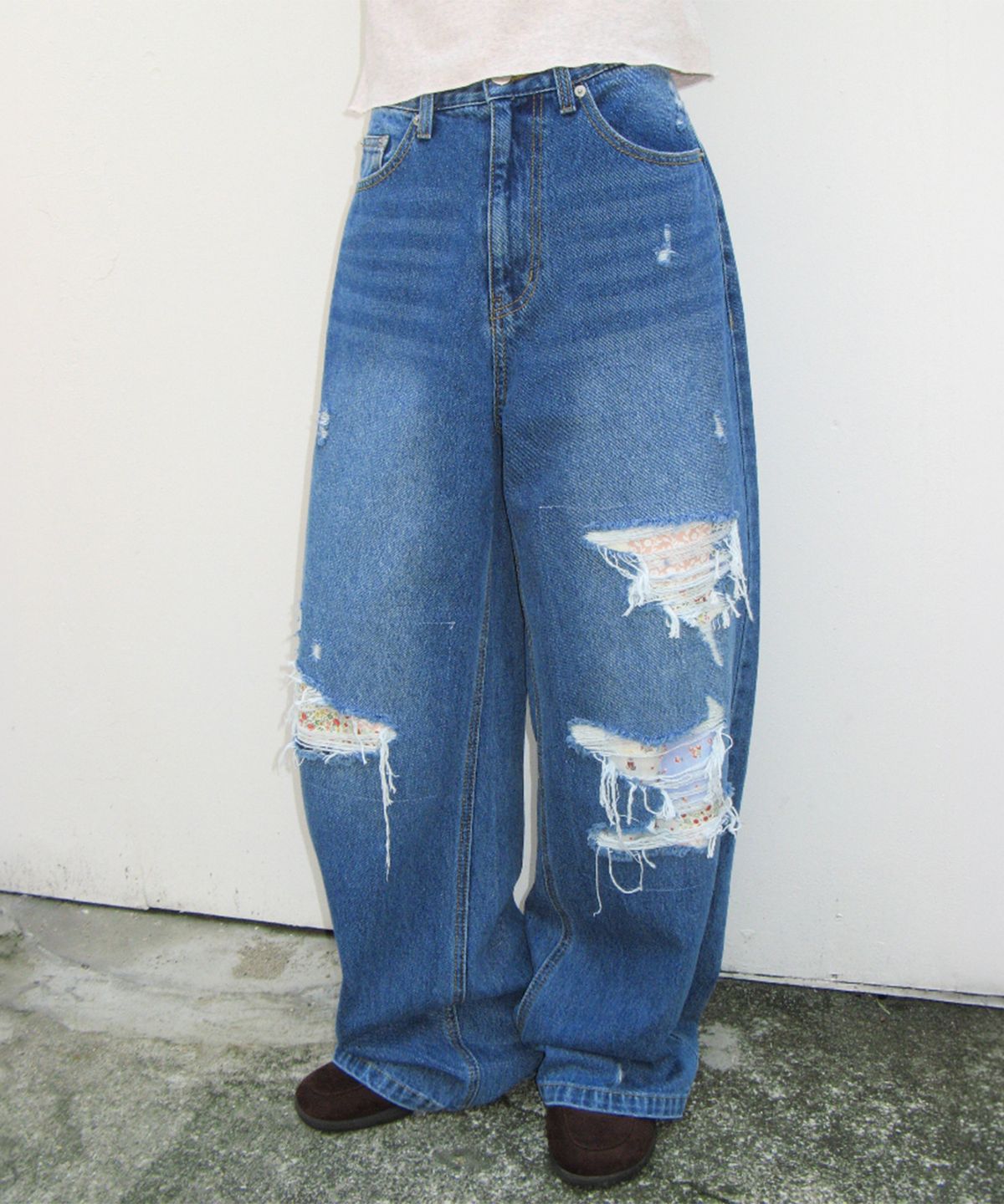 론론(RONRON) DESTROYED PATCHWORK DENIM PANTS MEDIUM BLUE