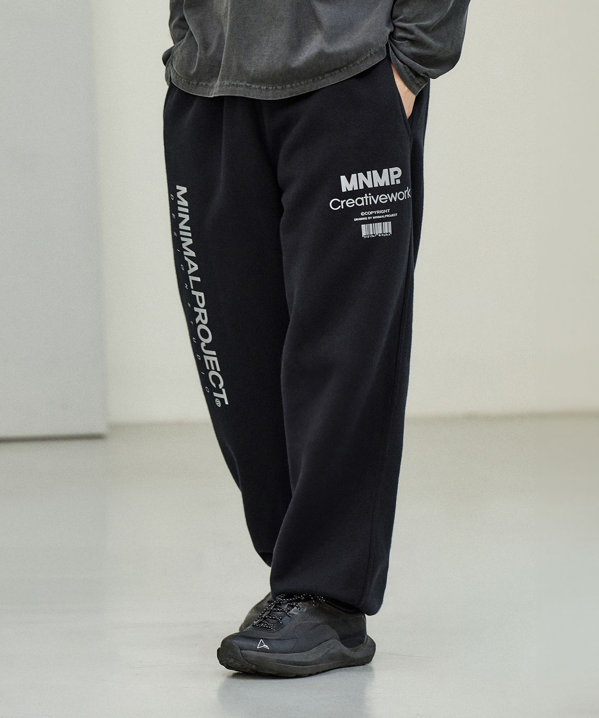 미니멀프로젝트(MINIMALPROJECT) 액시스 헤비웨이트 기모 스웻 팬츠 MTP303 [BLACK]