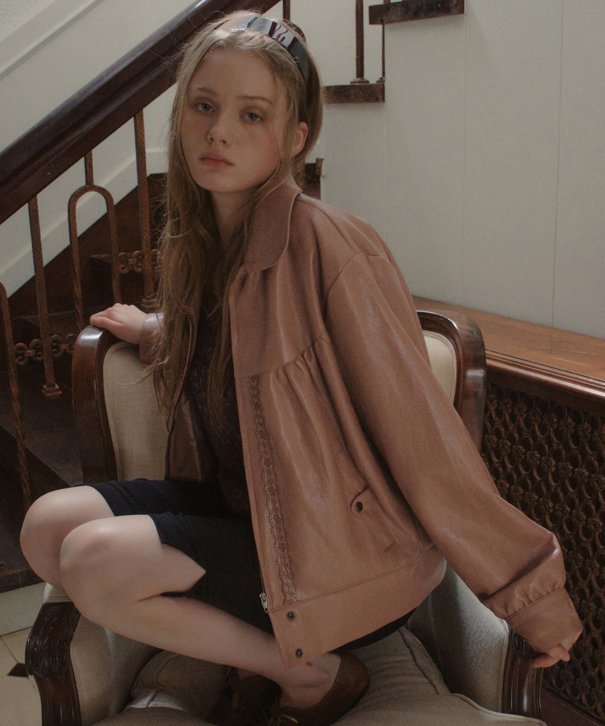 아우어노스텔지아(OURNOSTALGIA) Annette Shirring Leather Jacket_Dusty Pink(OB6OT06)