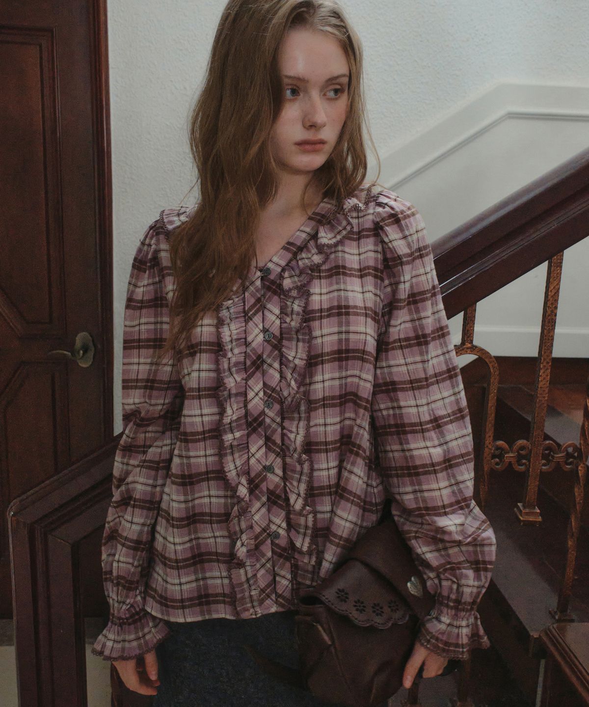 아우어노스텔지아(OURNOSTALGIA) Vintage Check Ruffle Blouse_Lavender(OB6BL15)