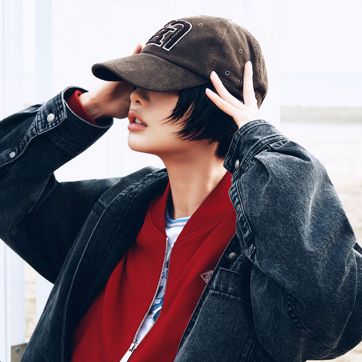 이비엠(EBM) 부클 자수 코듀로이 볼캡 EMQ9AHT020
