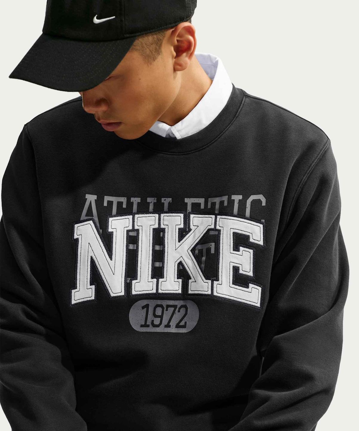나이키(NIKE) 스포츠웨어 클럽 플리스 크루 M - 블랙 / IZ4065-010