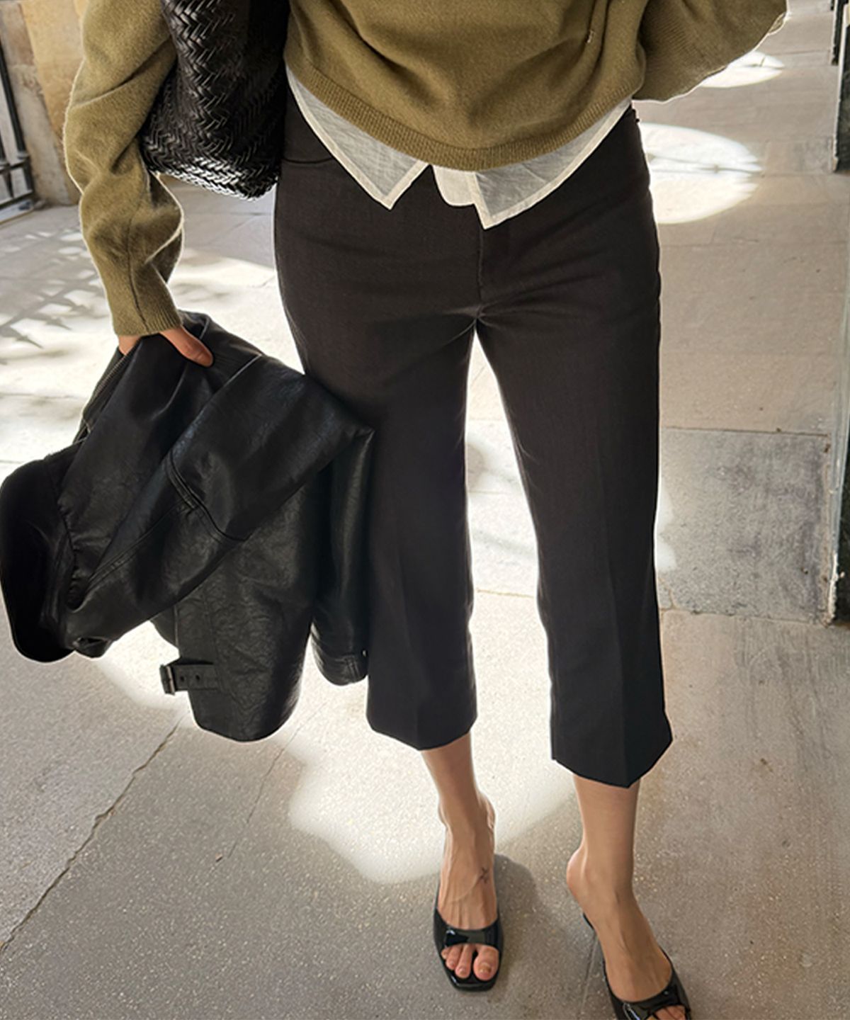 호와스(HOWUS) AUTUMN CAPRI PANTS (CHARCOAL)