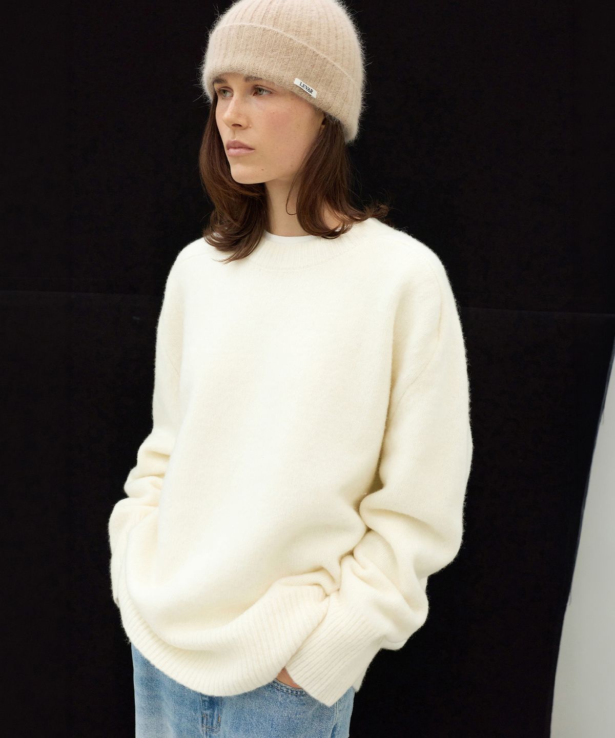 르바(LEVAR) Mellow Wool Round Knit - Vanilla Ivory