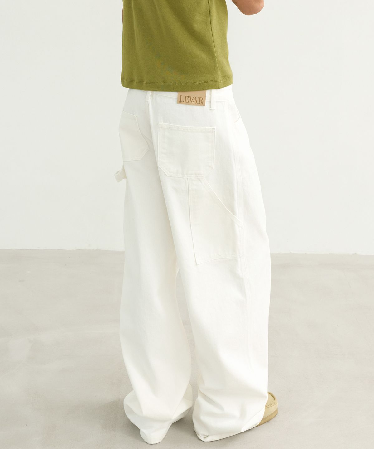 르바(LEVAR) Studio Carpenter Denim - Off White