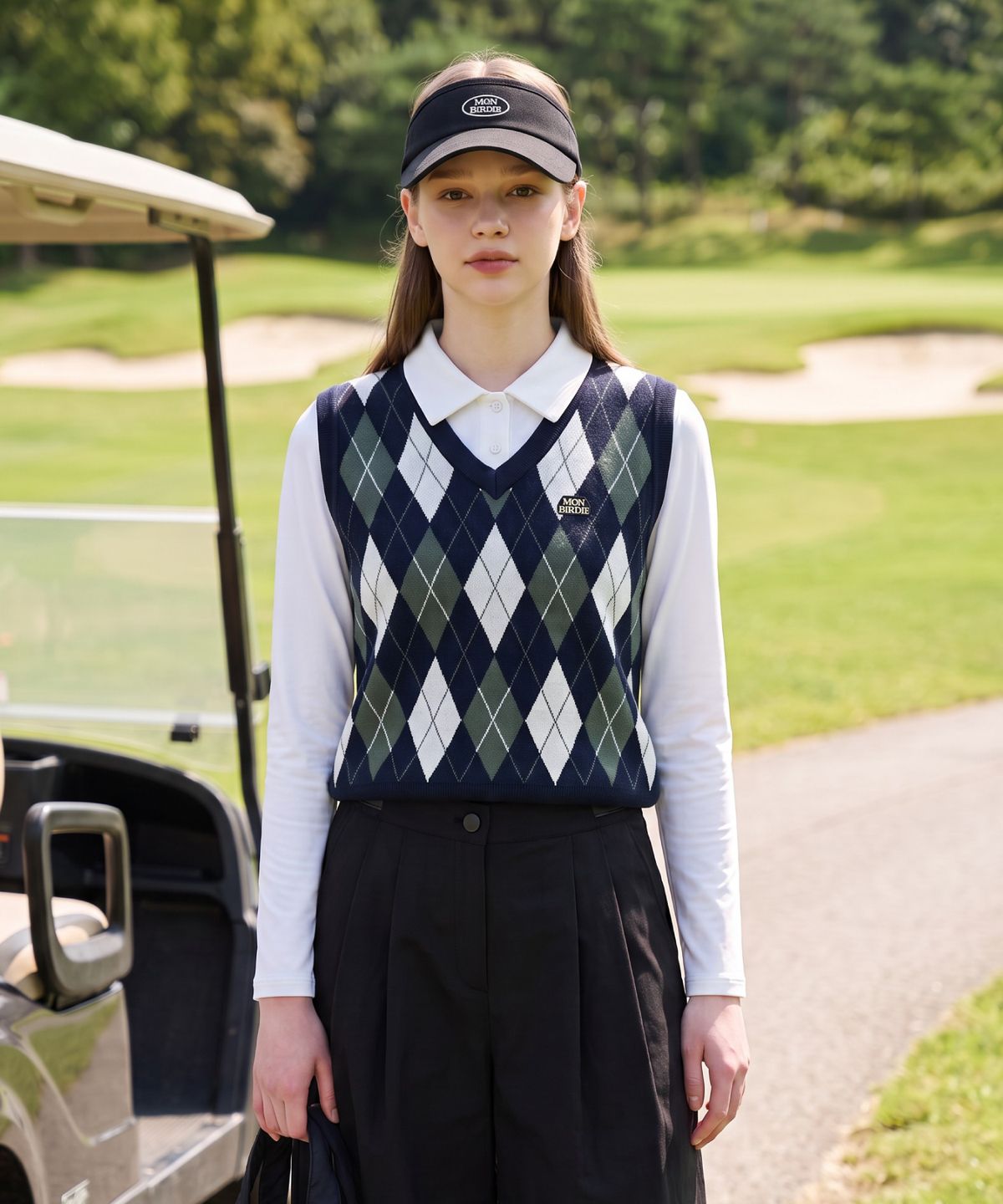 몽버디 골프(MONBIRDIE GOLF) 아가일 브이넥 니트 베스트_NAVY