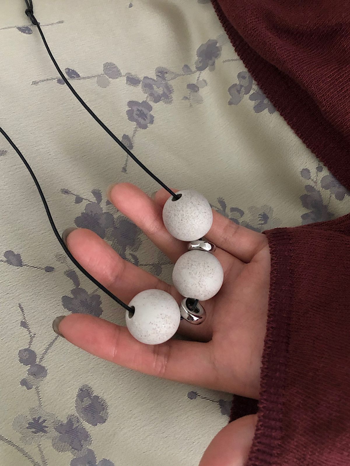 아포엠(APOEM) Wood Orbit Necklace