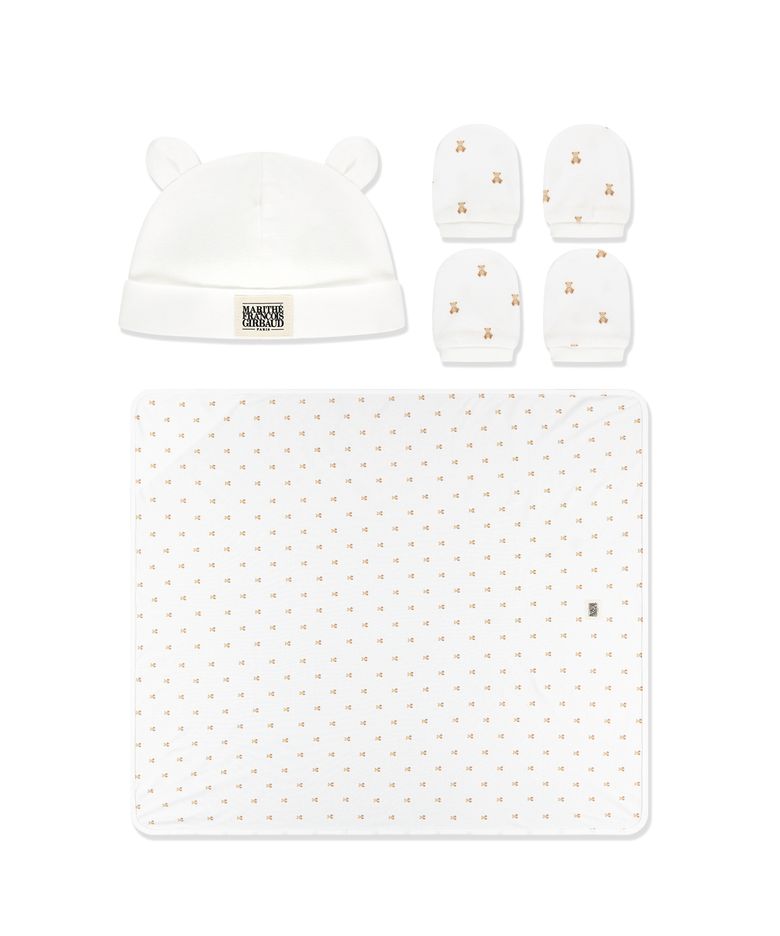 BABY GIFT PACK SET white