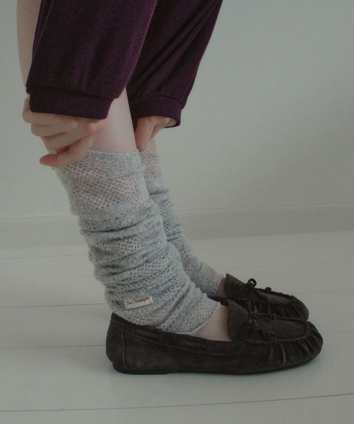 아우어노스텔지아(OURNOSTALGIA) Patch Crochet Leg Warmers_3COLOR(OB6AC12)