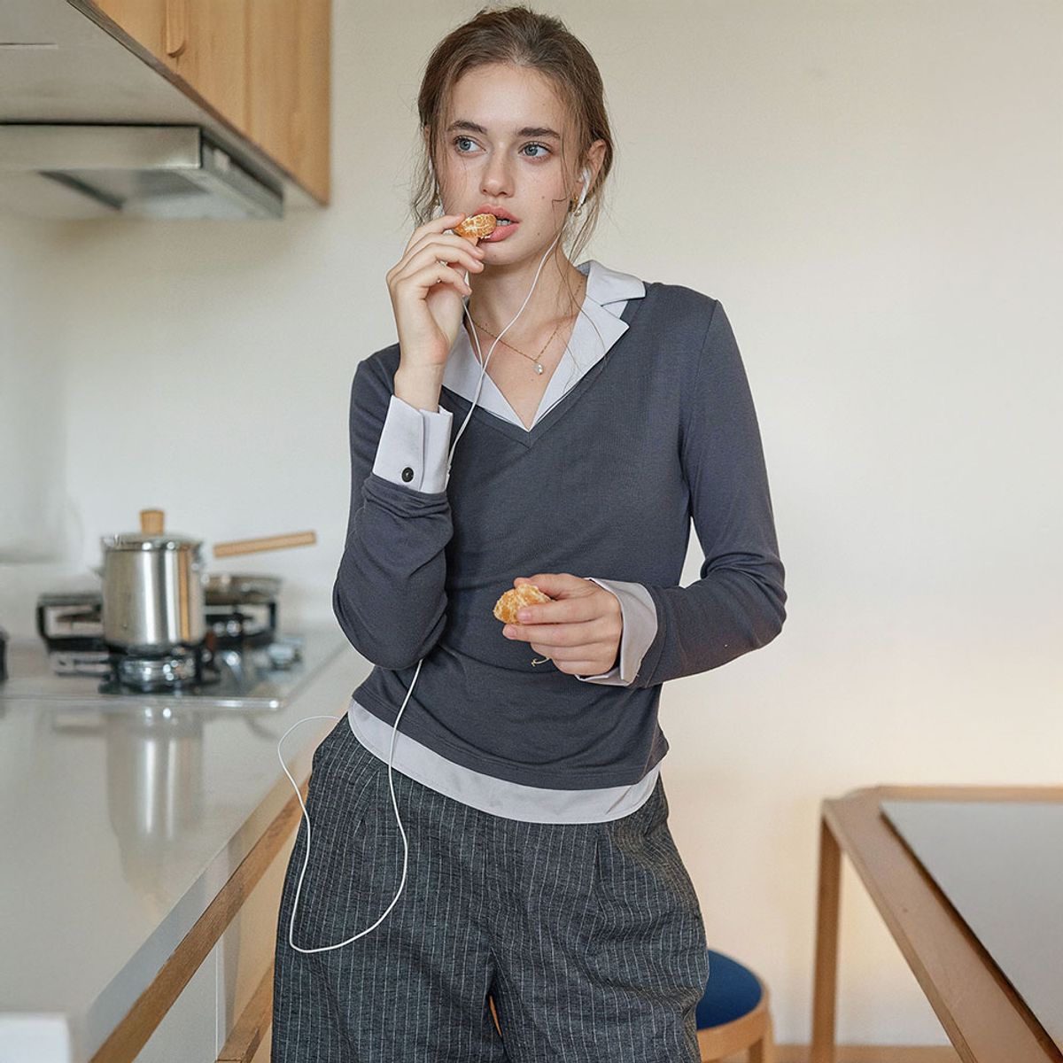 심플레트로(SIMPLE RETRO) SR_Collar commuter top_2color