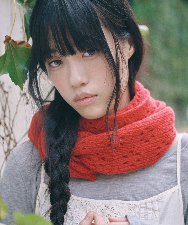 nostalgic knit muffler red