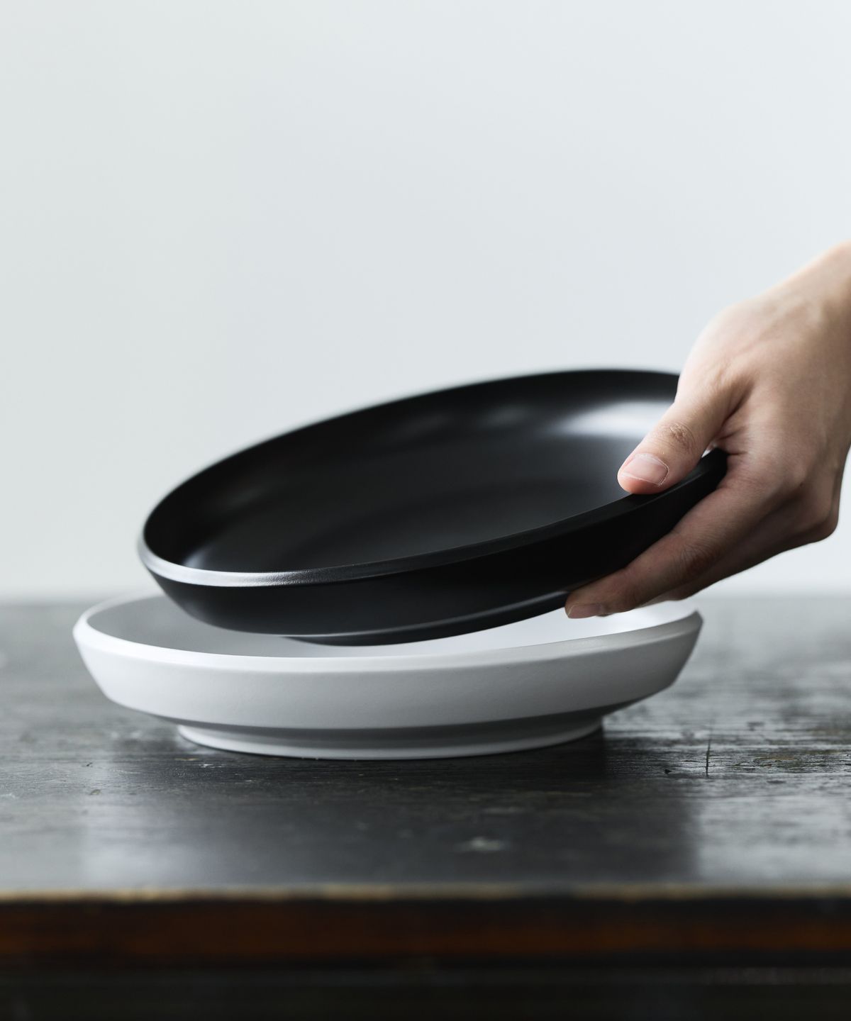 지비에이치 홈(GBH HOME) RIM PLATE (3 SIZES, 2 COLORS)