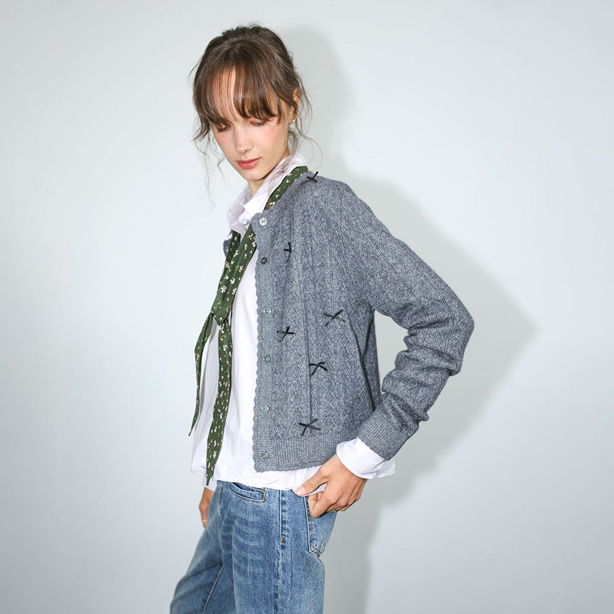 던드롭(DUNDROP) DD_Ribbon detail knit cardigan