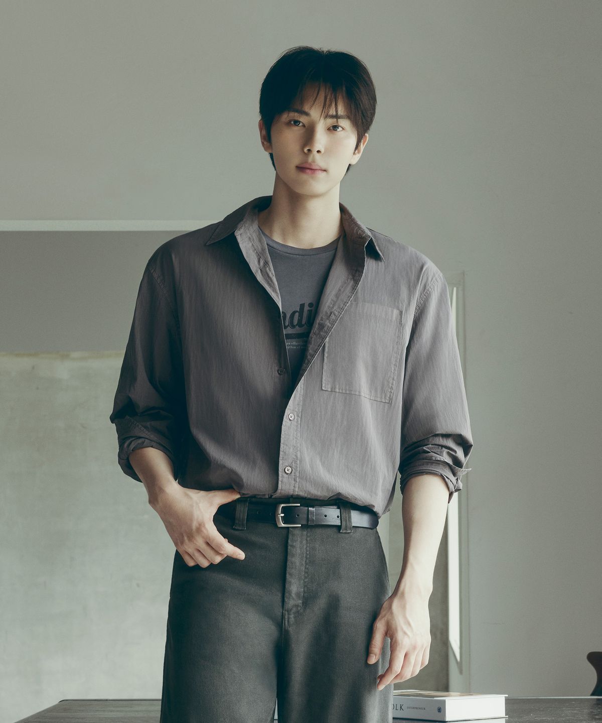 행텐(HANGTEN) 남성 피그먼트 다잉 루즈핏 셔츠_175(10580-020-601-09)