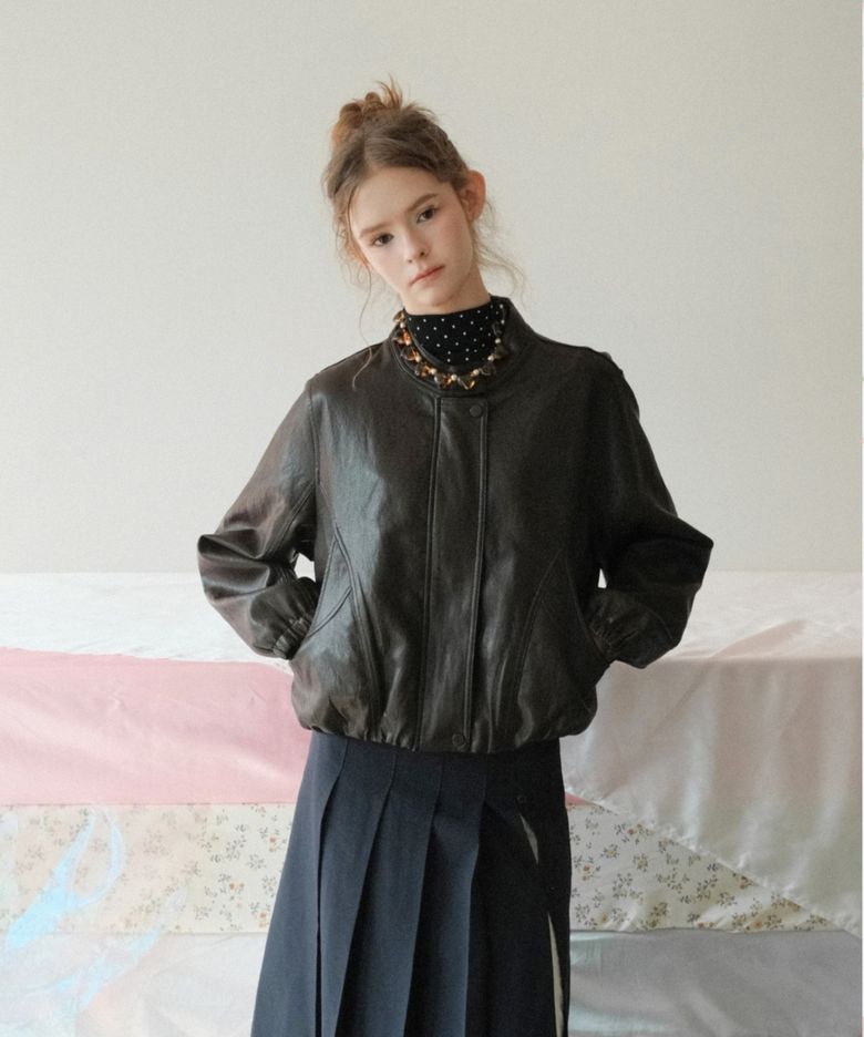 미니멀 카라 페이크 레더 자켓 2colors